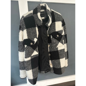 Women's BLOOMCHIC Teddy Jacket Size 12 Black & White Plaid